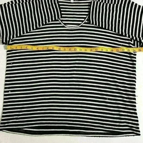 Two by Vince Camuto Black & White Sequined Striped Top - Picture 2 of 7